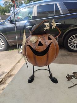 bobblehead pumpkin