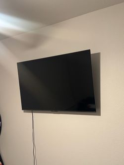 TCL TV 52”