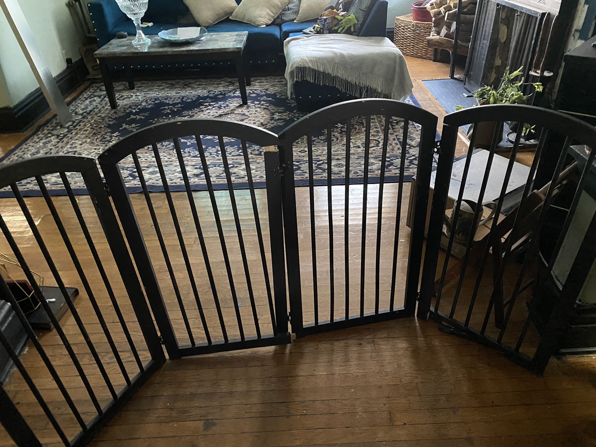 Big Ol Wooden Gate 