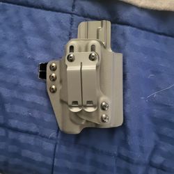 IWB holster 