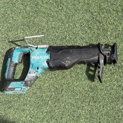 Makita XRJ05 18V LXT Reciprocating Saw (Sawzall, Tool Only)