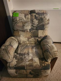 Recliner & Rocker