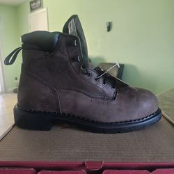 Brand New Redwing Steeltoe Boots Size 11