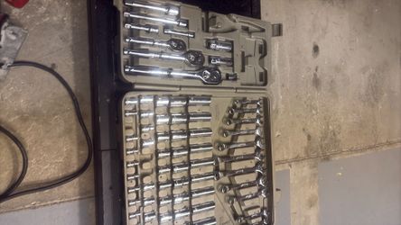 Wrench set