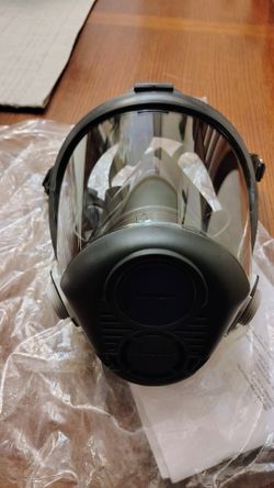 Honeywell North RU6500 Series Niosh-Approved Full Facepiece Silicone Respirator, Medium