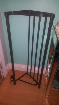 Large Metal Shelf rack..holds lots of what nots!!..very cute Shelf!!