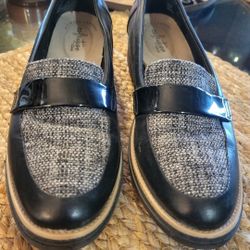 Clarks Woman's  Shoes 