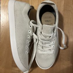 New Women’s Allbirds tree pipers