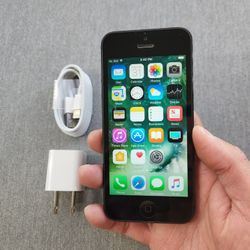 iPhone 5 - GSM UNLOCKED - Like New