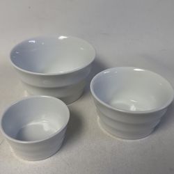 3-Pieces Porcelains Bowls NNOT