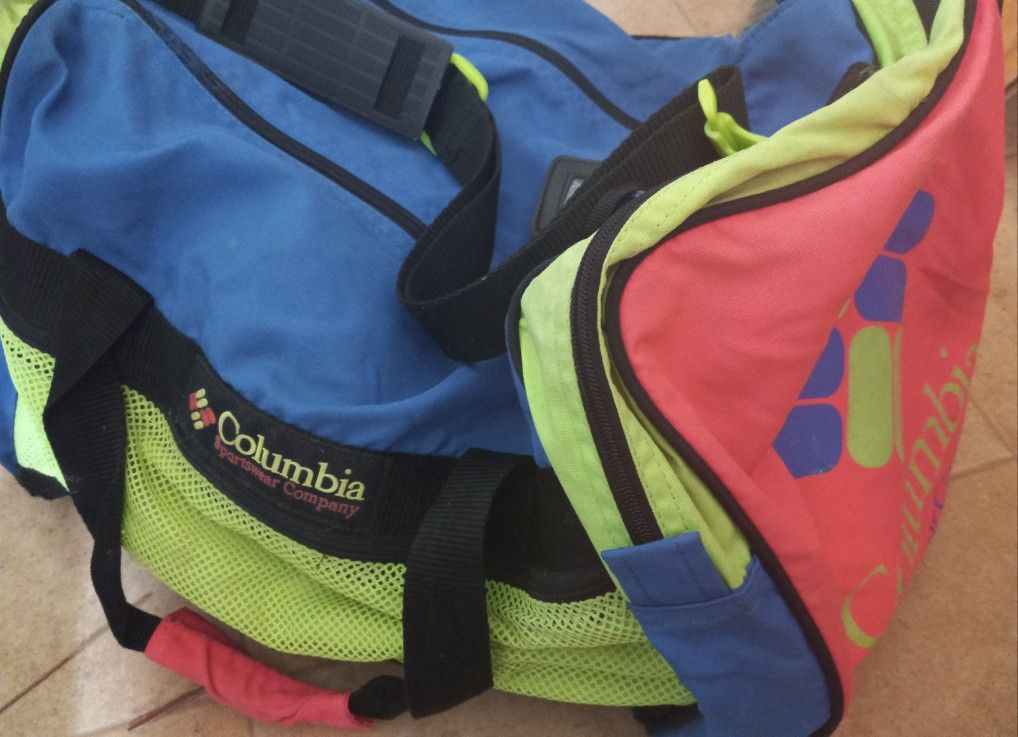 Large Columbia Duffle Bag