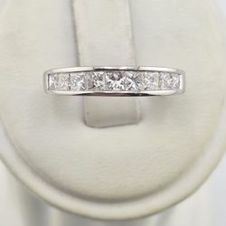 14k white gold 1.10ctw vs princess cut diamond wedding band
