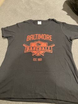 Baltimore Baseball Women’s Shirt Size Large