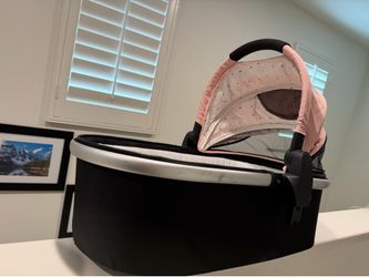 Mockingbird bassinet - pink