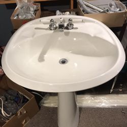 Pedestal sink
