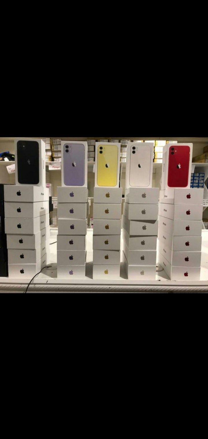 IPhone 11unlocked 64gb like new