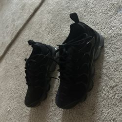 Vapor Max Size 7 Worn For A Moth