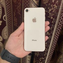 📱iPhone 8 256GB Factory Unlocked works great. Msg me for store address, we sell a lot of phones like this 📱