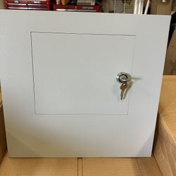 Heavy Duty Keyed Wall Safe. New