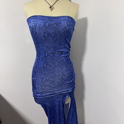 Blue Snake Skin Bodycon Dress Size Is Medium. Tube Dress Super Stretchy With Side Slit. Party Or Costume Dress Halloween