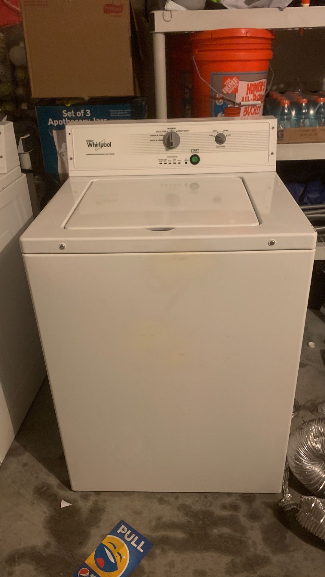 Whirlpool washer and electric dryer, like new. Washing and drying machines. Great quality, Clean and ready to go. Set combo pair. Delivery is an opti