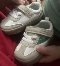 Selling Carters 3.5 Baby Boy Shoes