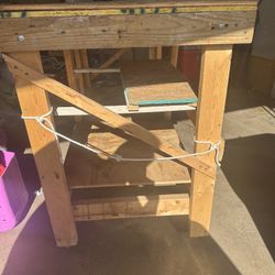 Solid Wood Work Bench With Wheels 