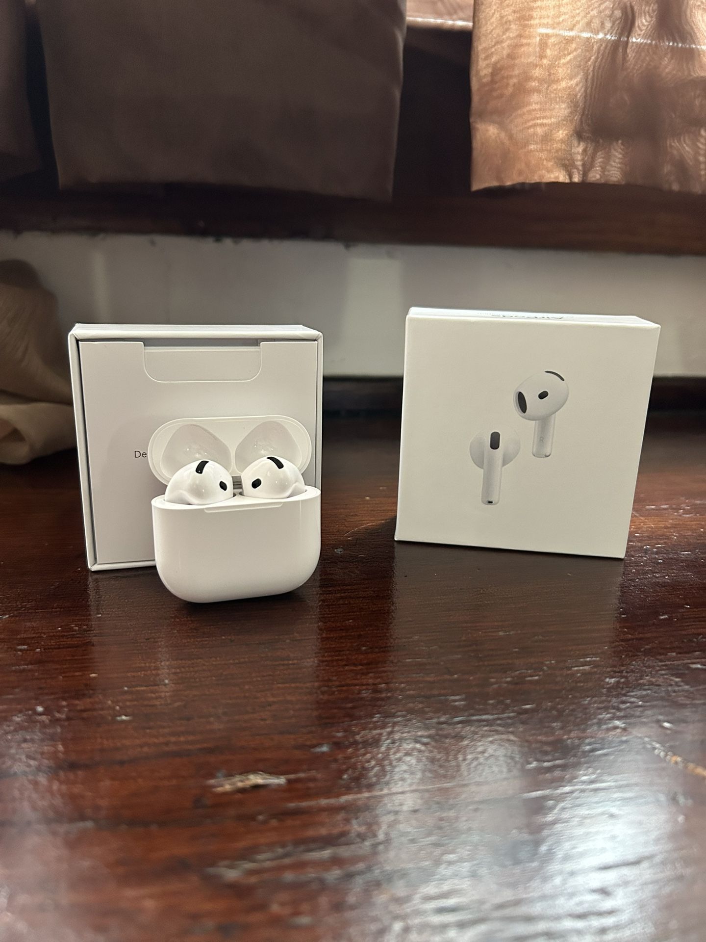 AirPods 4
