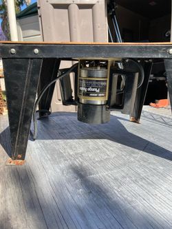 Router with table