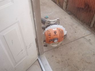 Stilh back pack blower works great