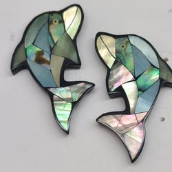 DOLPHIN 🐬 WITH GENUINE ABALONE SHELL 