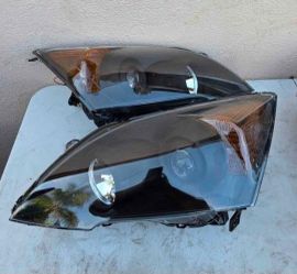 07-11 Honda CRV Projector Headlights
Luces Focos Micas Faros Faroles
Headlamps