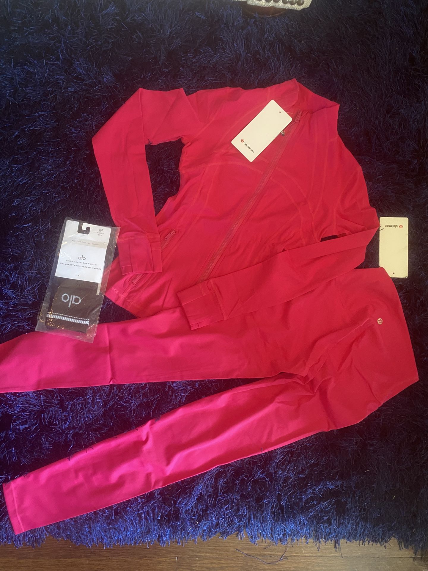 Lululemon Set - Hot Pink