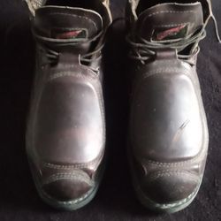 Size 10 Red Wing Welding Boots... Excellent Condition. Southwest Detroit 