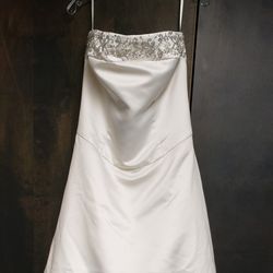 Paloma Blanca Wedding Dress 