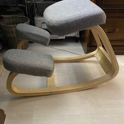Uplift Ergonomic Desk Chair 