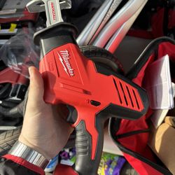 Milwaukee M18 Hack all