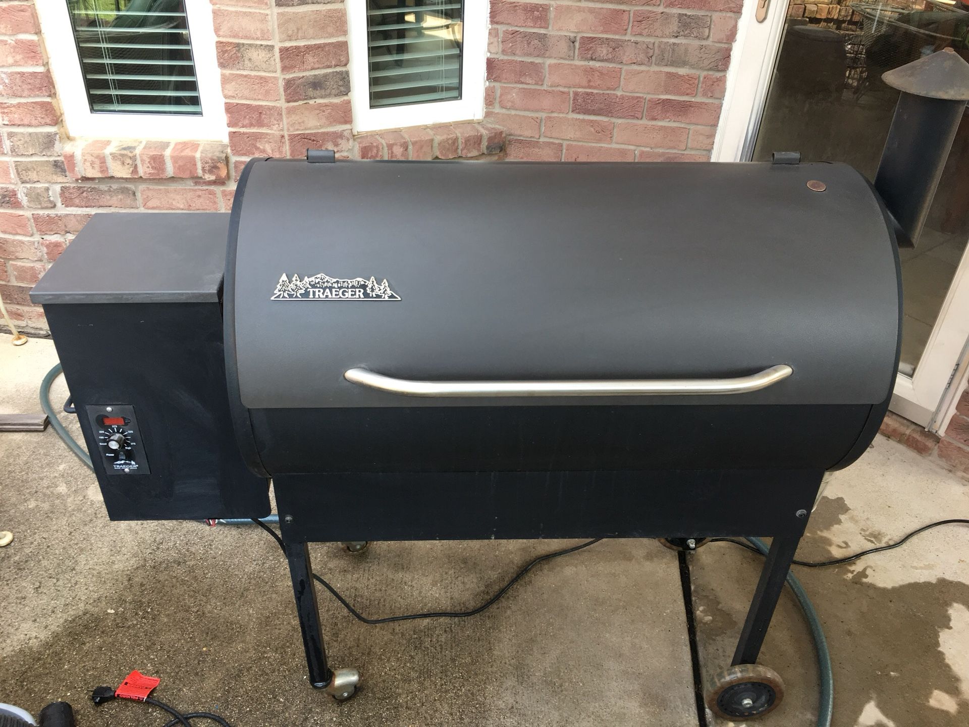 Traeger Pellet Grill BBQ075