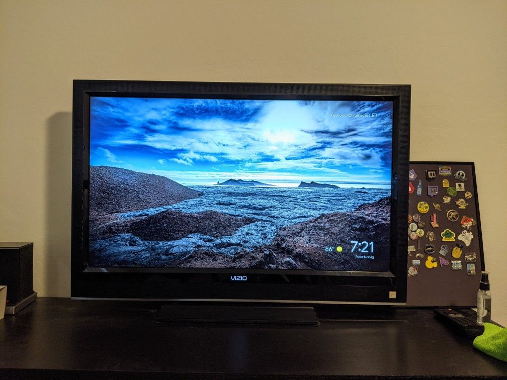 Vizio 37 Inch 1080p LCD TV