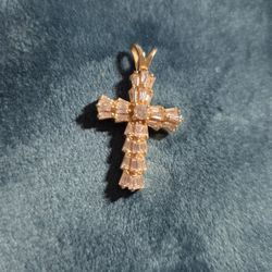 14k Gold Natural Diamond Pendant 