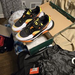 Muti Color Puma Size 11