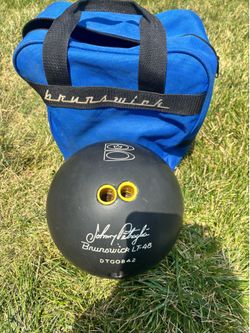 Vintage Brunswick Johnny pertagila bowling ball with bag