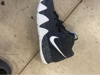 Nike Kyrie 4