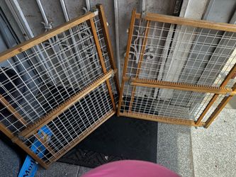 Two Baby gate /Or pet gate . 10$ each