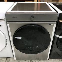Samsung Bespoke 7.6 Cu. Ft Gas Dryer with Steam and Super Speed