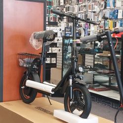 Electric Scooter With seat & Speed Is 15miles/hr 
