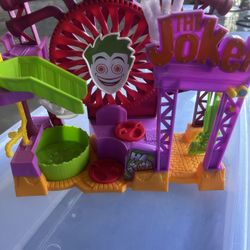 Fisher-Price Imaginext DC Super Friends The Joker Laff Factory playset.