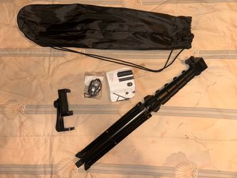 Extendable Selfie Stick Tripod with Remote