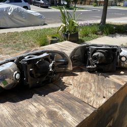 GMC Sierra/Denali Headlights 