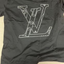 Fashionable versatile printed top